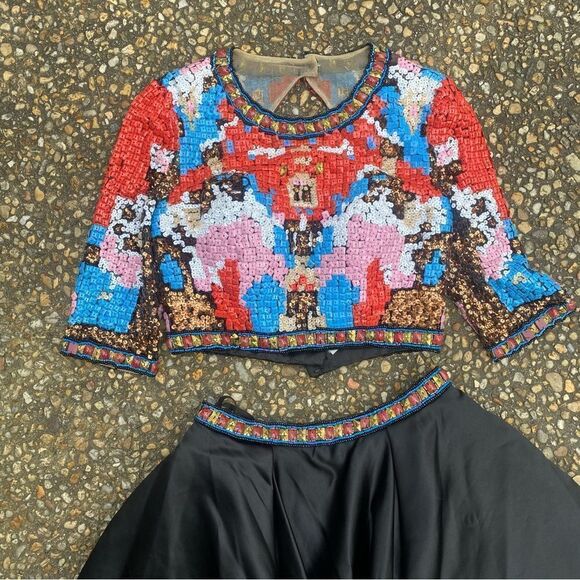 Two piece all over beaded crop top and high waist mini skirt 2 for prom - Picture 1 of 9